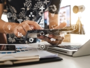 https://www.lemediasocial-emploi.fr/media/cache/resolve/articles_thumbnail/uploads/images/articles-small/5bd0902215034_Travail%20social%20et%20numerique.jpeg