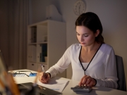 https://www.lemediasocial-emploi.fr/media/cache/resolve/articles_thumbnail/uploads/images/articles-small/5bfc064b3b77c_FC_ASS%20ind%C3%A9pendantes_AM.jpg