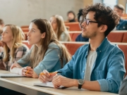 https://www.lemediasocial-emploi.fr/media/cache/resolve/articles_thumbnail/uploads/images/articles-small/5bfffad32b58a_FC_R%C3%A9ussir%20formation%20DEES_EB.jpg