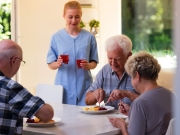 https://www.lemediasocial-emploi.fr/media/cache/resolve/articles_thumbnail/uploads/images/articles-small/5ce2a41777f63_Actu_Etude%20CNSA%20Ehpad%202017.jpeg