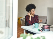 https://www.lemediasocial-emploi.fr/media/cache/resolve/articles_thumbnail/uploads/images/articles-small/5fbd858488a3a_Conseils_Apprendre%20langue%202.jpeg