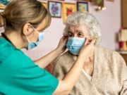 https://www.lemediasocial-emploi.fr/media/cache/resolve/articles_thumbnail/uploads/images/articles-small/61d73679d3b6f_Conseils_Idec%20Ehpad.jpeg