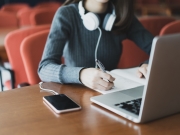 https://www.lemediasocial-emploi.fr/media/cache/resolve/articles_thumbnail/uploads/images/articles-small/63db979800b4b_GettyImages-978333032%20-%20Copie.jpg
